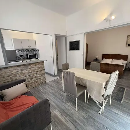 T2 Centre-ville Jardin - 2 Pers. - Fr-1-701-100 Apartamento *